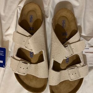 Birkenstock Arizona Slides size 39